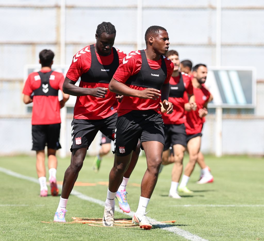Sivasspor, Bodrum FK Maçı Hazırlıklarını Hızlandırdı AW517478 03 | Gündem Sivas™ Haber