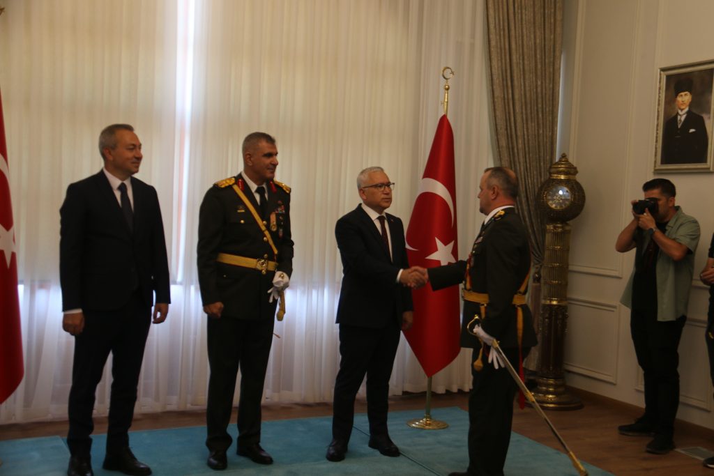 AW527897 05 | Gündem Sivas™ Haber