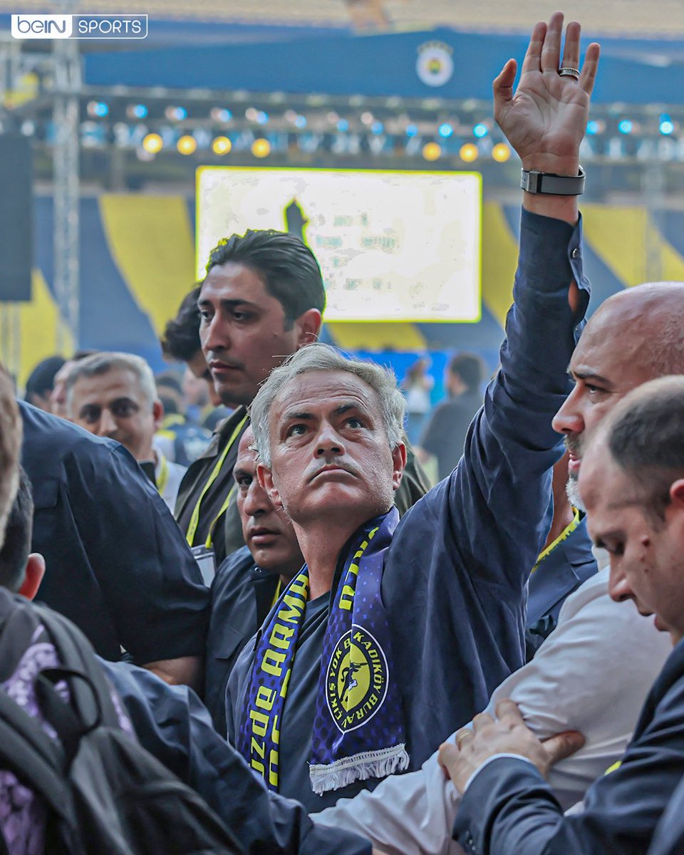 Mourinho’dan Benfica Maçı Sonrası Açıklama: “Daha Güçlü Takıma Kaybettik”