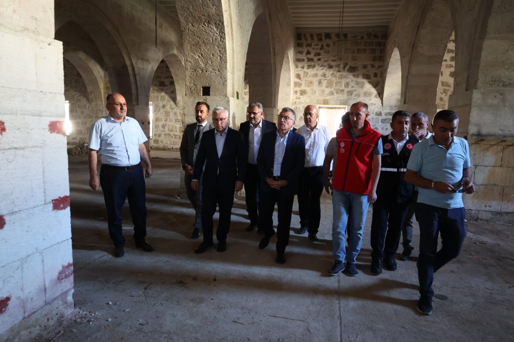 Sivas'ta Tarih ve Kültür Buluşması: Ulu Cami ve Sanayi Nefise Mektebi'ne Ziyaret Gyu0FnYWQAAgPPP | Gündem Sivas™ Haber