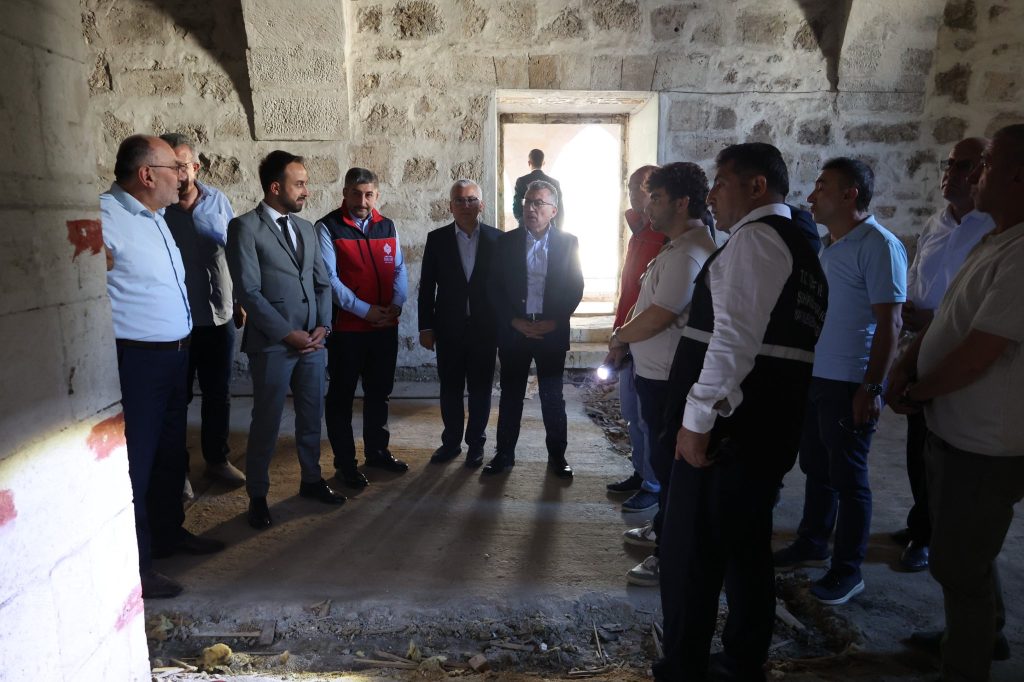 Sivas'ta Tarih ve Kültür Buluşması: Ulu Cami ve Sanayi Nefise Mektebi'ne Ziyaret Gyu0FnkW0AASD1N | Gündem Sivas™ Haber