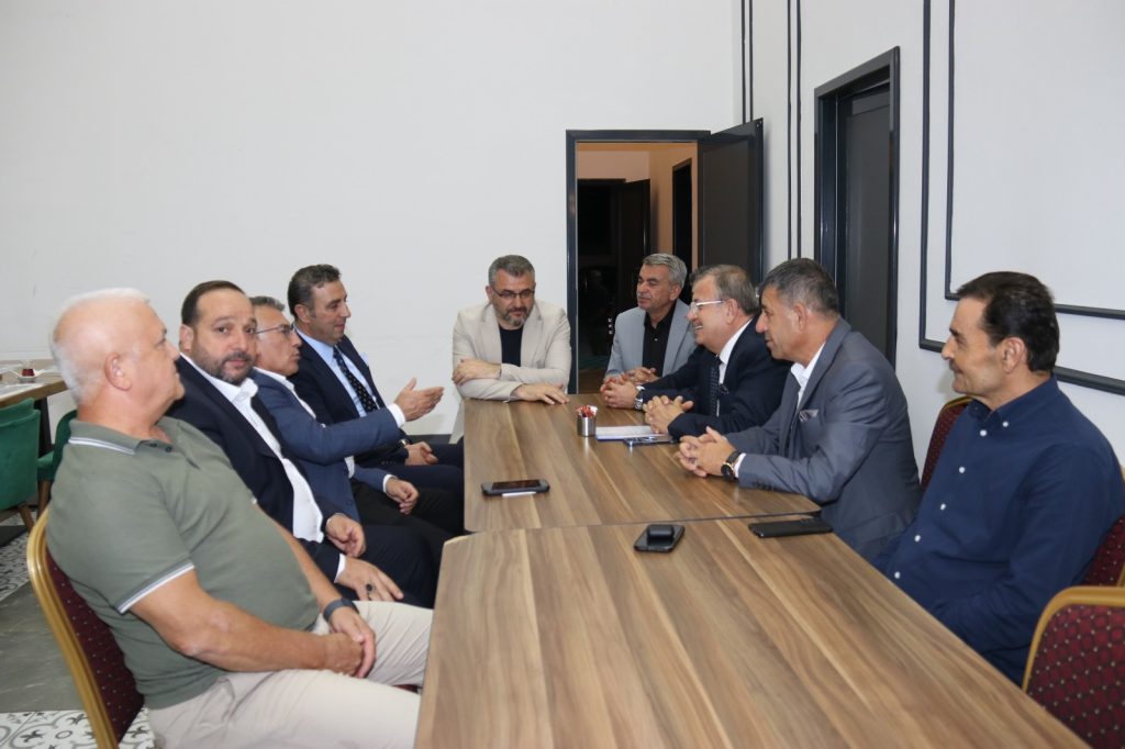 Berber ve Kuaför Esnafının Sorunları Meclis’e Taşındı IMG 20250819 WA0004 | Gündem Sivas™ Haber