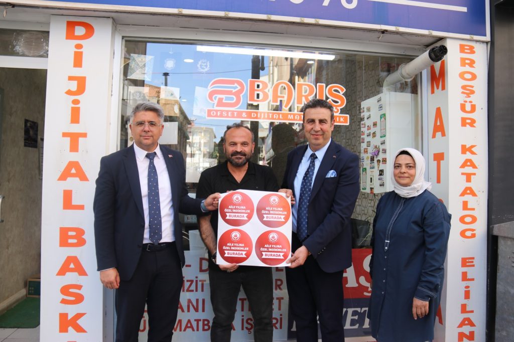Sivas Esnafından Evlenen Çiftlere Büyük Destek: "Aile Yılı" İndirimleri Başladı IMG 20250820 WA0010 | Gündem Sivas™ Haber