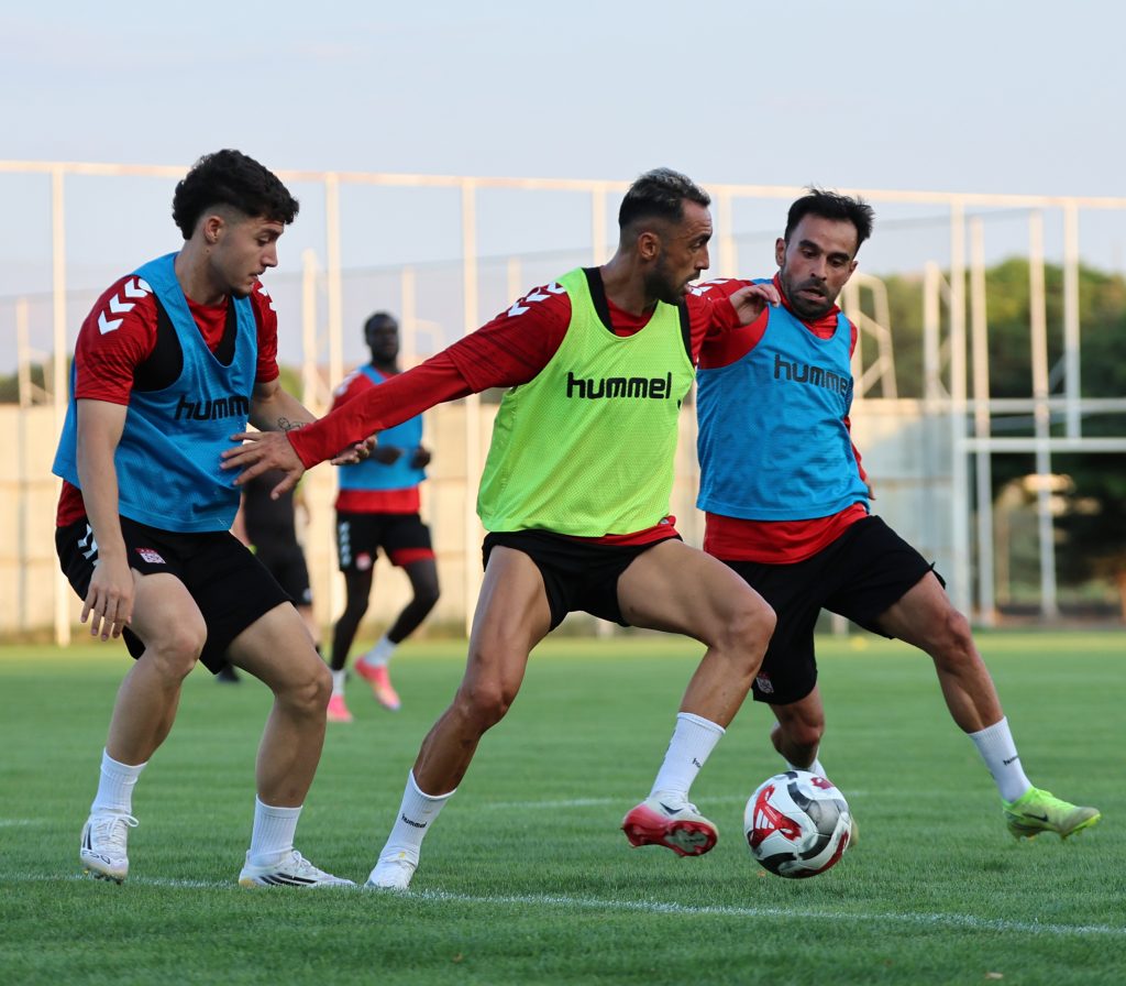 Sivasspor, Erzurumspor FK Maçı Hazırlıklarını Sürdürüyor
