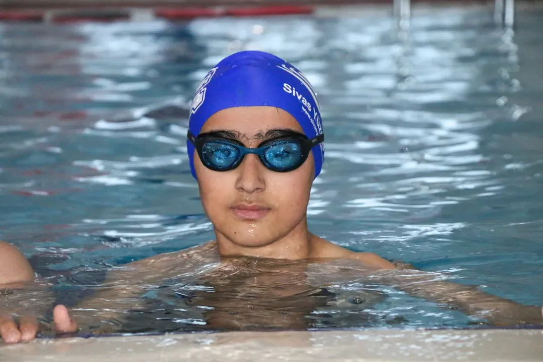 Şehit Aileleri Yüzme Antrenmanlarıyla Sosyal Hayata Katılıyor