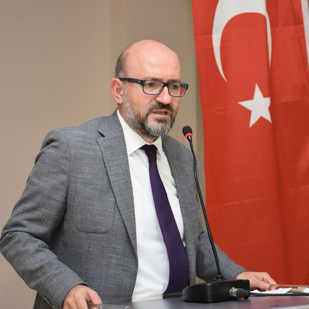Eski Rektör, Yeni Öğrenci: AK Parti Burdur Milletvekili Adem Korkmaz YKS’de MAKÜ Tarih Bölümünü Kazandı!
