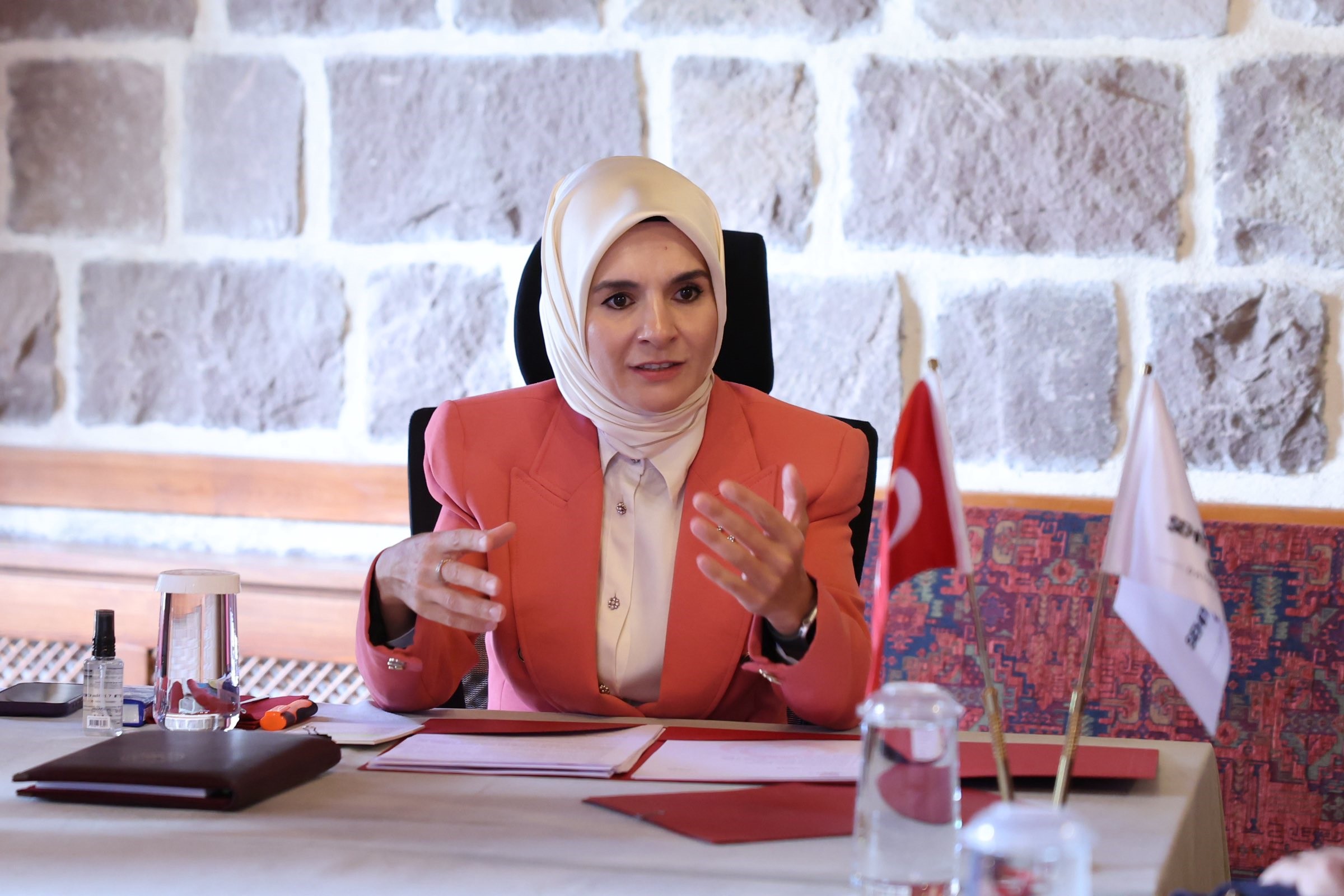 Bakan Mahinur Özdemir Göktaş: "Terörsüz Türkiye, şehit aileleri ve gazilerimizle gerçeğe dönüşecek"