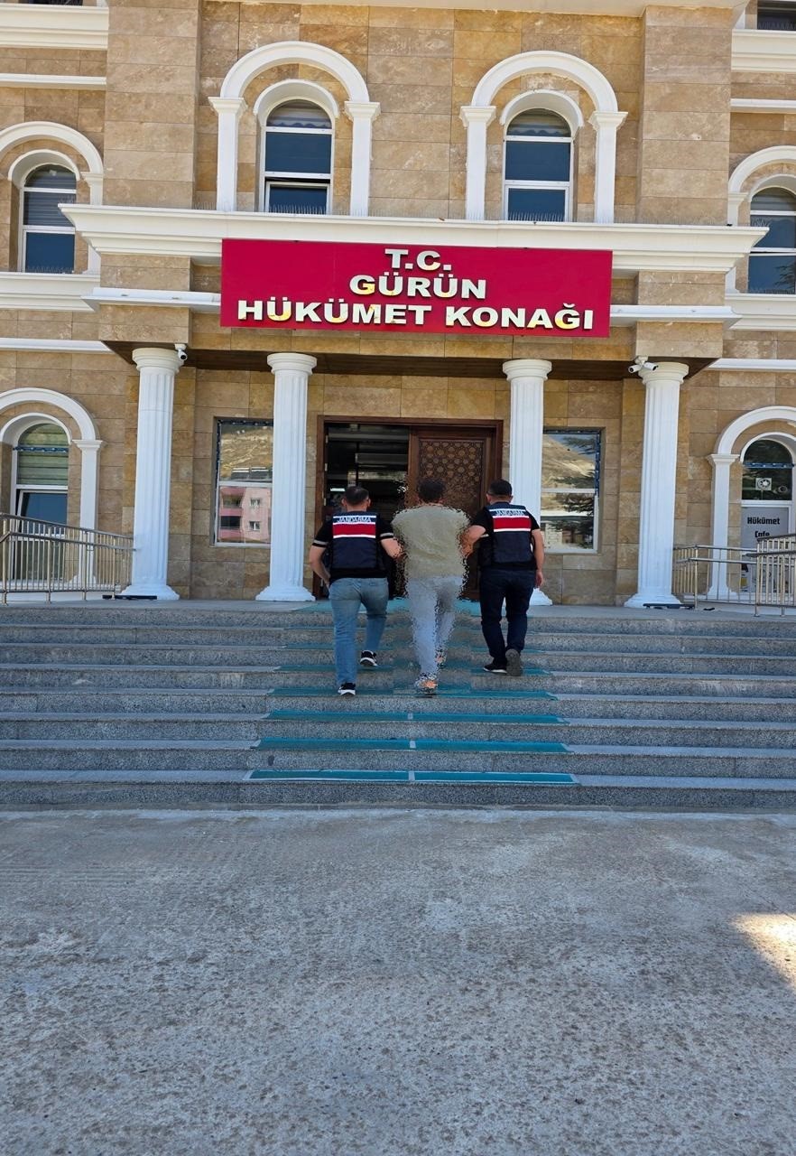 Sivas’ta FETÖ Üyesi Firari Yakalandı