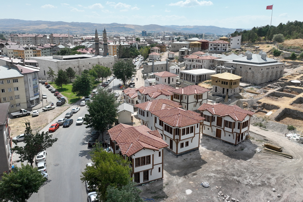 kale de tarih yeniden canlaniyor 5600 | Gündem Sivas™ Haber
