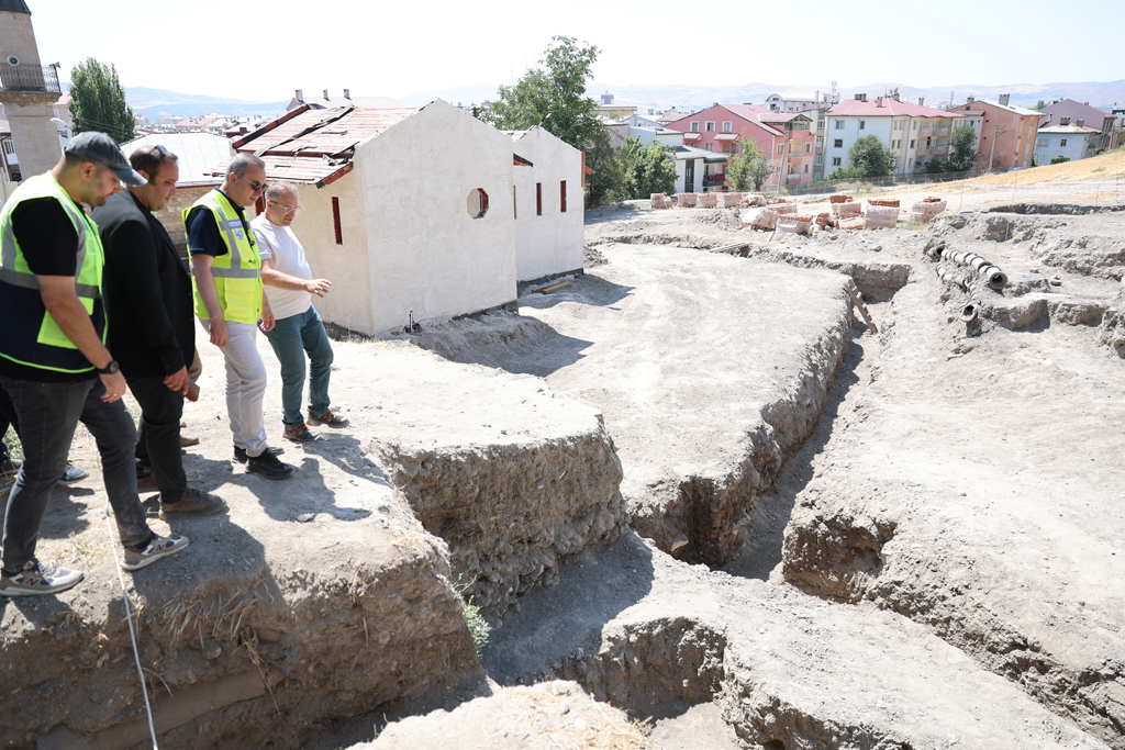 kale de tarih yeniden canlaniyor 898 | Gündem Sivas™ Haber