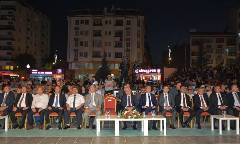 Sivas'ta 4 Eylül Kongresi Kutlamaları: Âşıklar Bayramı Coşkuyla Başladı 3712722802332671450 12657010096 | Gündem Sivas™ Haber