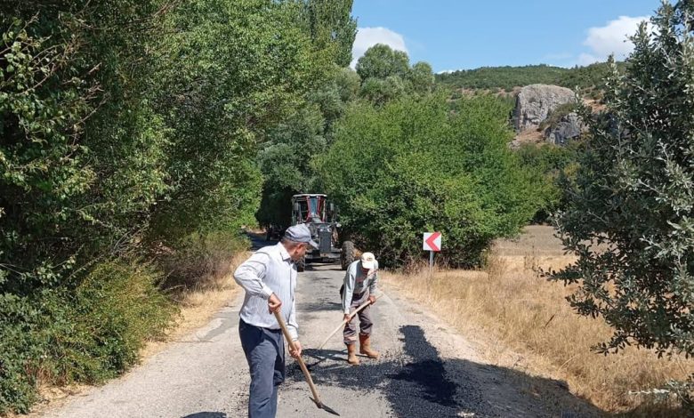 Sivas'ta Köy Yollarında Asfalt Çalışmaları Tamamlandı 3714871858190657204 4208367520 | Gündem Sivas™ Haber