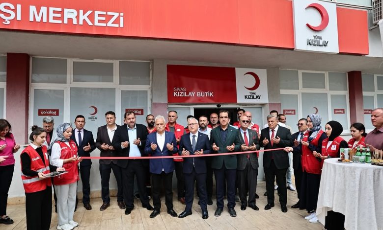 Sivas'ta İhtiyaç Sahibi Ailelere Ücretsiz Giyim Yardımı Başladı 3717138717510084624 18526198112 | Gündem Sivas™ Haber