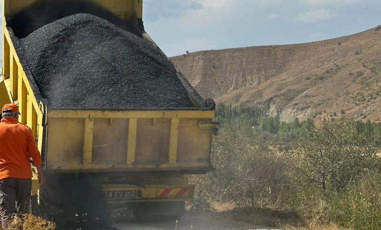 Sivas'ta Köy Yollarında Bakım ve Onarım Çalışmaları Sürdürüyor 3717673693880037880 4208367520 | Gündem Sivas™ Haber