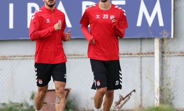 Sivasspor'da Sakatlıklar Devam Ediyor: Üç Oyuncu Takımdan Ayrı Çalıştı 3717785818816615210 490213245 | Gündem Sivas™ Haber