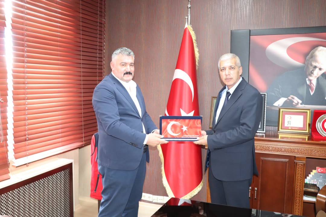 Büyük Birlik Partisi MKYK Üyesi Karaca, Sivas İl Tarım Orman Müdürlüğünü Ziyaret Etti