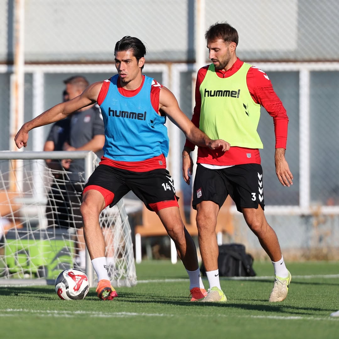 Sivasspor, Sarıyerspor Maçına Hazırlanıyor