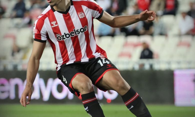 Sivasspor, Sarıyerspor Maçında İlk Yarı Golsüz Berabere 3720867817244595101 490213245 | Gündem Sivas™ Haber