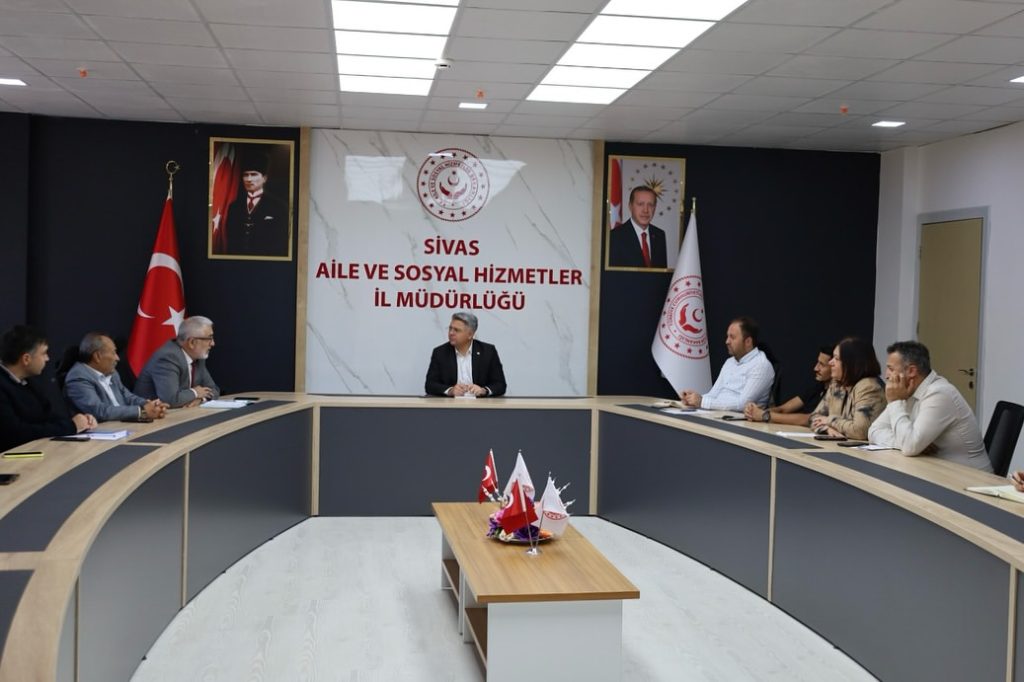 Sivas Aile ve Sosyal Hizmetler İl Müdürlüğü Dünya Engelliler Günü Toplantısı Düzenledi