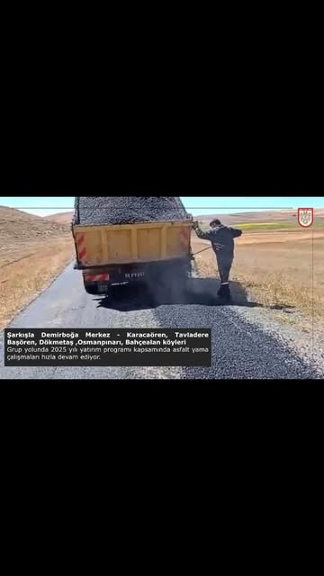Sivas'ta Grup Yollarında Asfalt Yama Çalışmaları Hızlandı