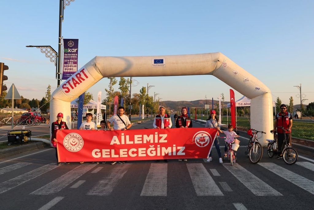 Sivas’ta Avrupa Hareketlilik Haftası Bisiklet Turuyla Coştu