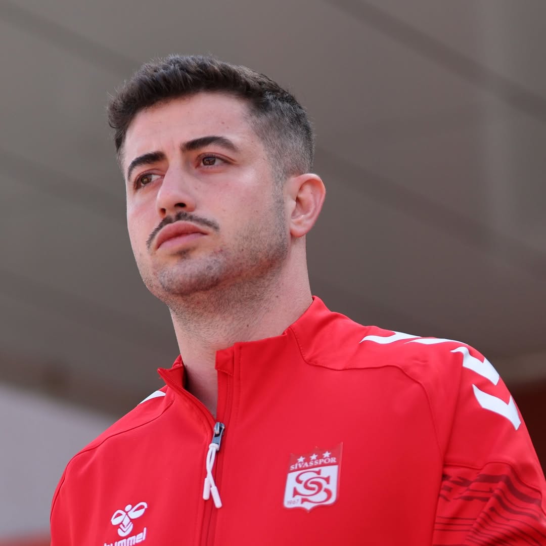 Sivasspor Van'a Gitti: Trendyol 1. Lig'de Zorlu Deplasman Müsabakası