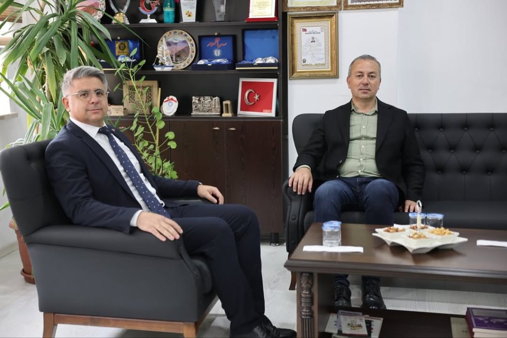 Sivas Belediye Başkanı Uzun, Aile ve Sosyal Hizmetler İl Müdürlüğü’nü Ziyaret Etti