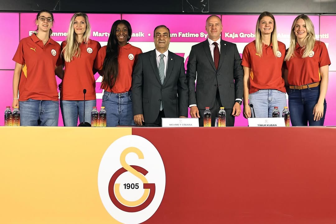 Galatasaray Kadın Voleybol Takımı Güçleniyor: 5 Yeni Transfer Resmiyet Kazandı