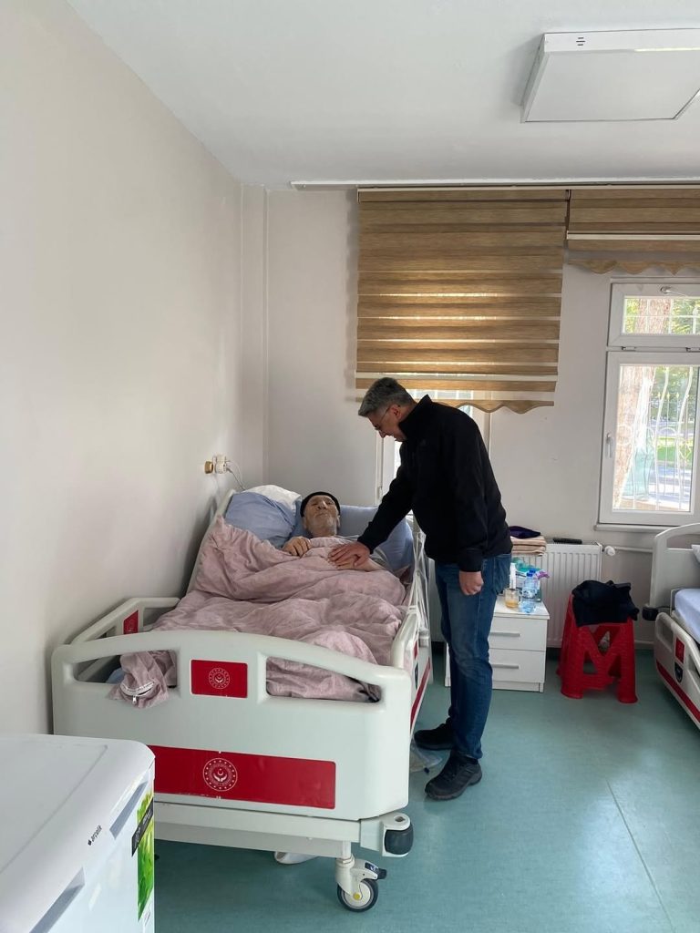 Sivas Aile ve Sosyal Hizmetler İl Müdürlüğü’nden Huzurevine Ziyaret