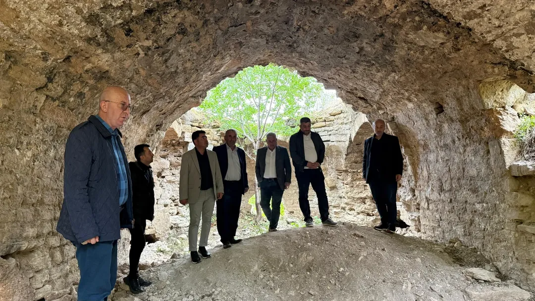 Sivas'ta Tarihi Kilise Kalıntıları İnceleme Ziyareti Gerçekleştirildi
