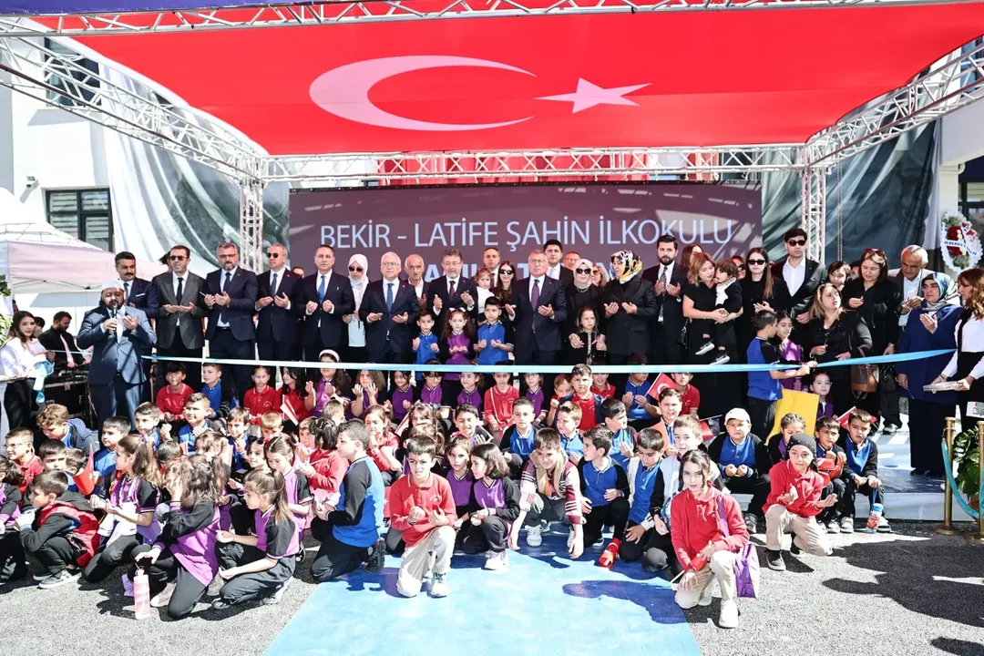 Sivas’ta Yeni Okul Açıldı: Bekir Latife Şahin İlkokulu Eğitim Öğretime Başladı