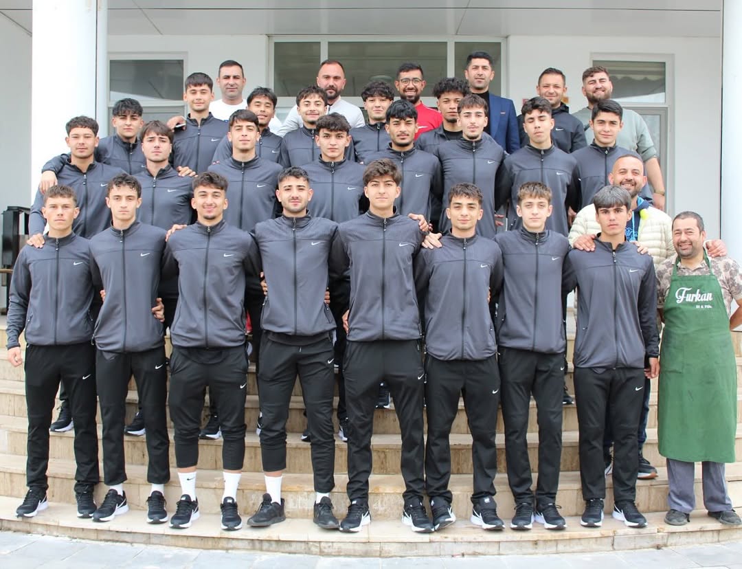 Sivas Belediye Spor U19 Takımı, Giresunspor Maçı İçin Yola Çıktı