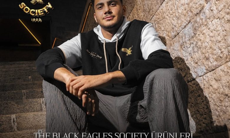 Beşiktaş Taraftarlarına Özel "The Black Eagles Society" Koleksiyonu Satışa Çıktı 3733021435502270345 520532331 | Gündem Sivas™ Haber