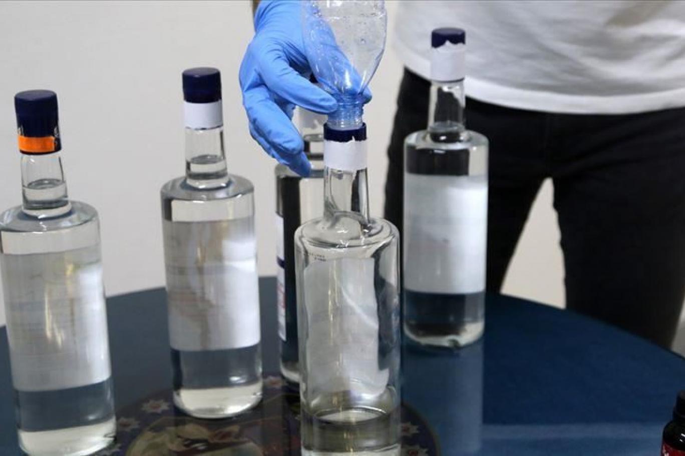 Sivas’ta Sahte İçki Operasyonu: Emniyetten Binlerce Litre Kaçak Alkol Ele Geçirildi