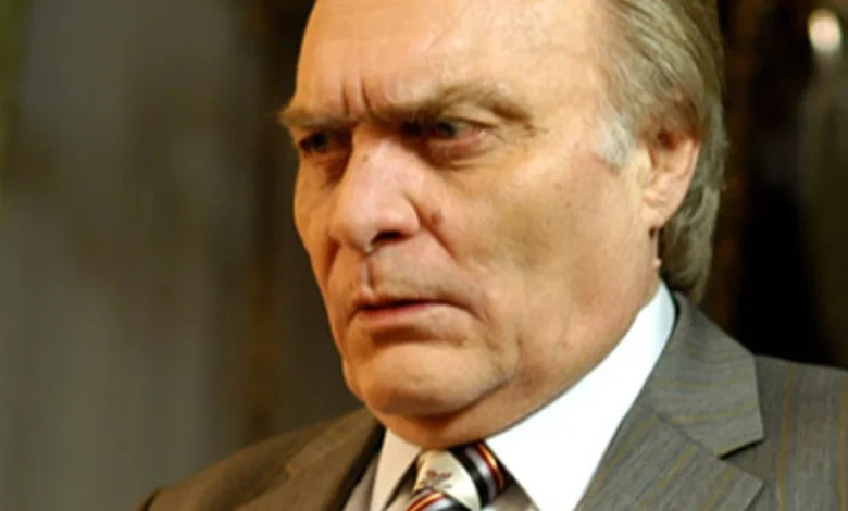 İstemi Betil Kimdir? Usta Oyuncunun Hayatı ve Kariyeri 7i0FE5noT0ydjBW7y31grg.jpg | Gündem Sivas™ Haber