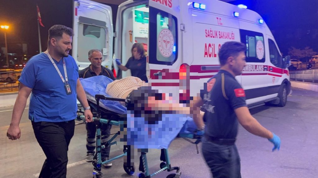 Gürültü kavgası kanlı bitti: 1 yaralı Gürültü kavgası kanlı bitti: 1 yaralı