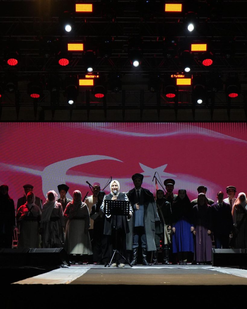 Sivas Kongresi’nin 106. Yılına Özel “İrade-i Milliye” Kıyafet Defilesi WhatsApp Image 2025 09 04 at 16.27.56 1 | Gündem Sivas™ Haber