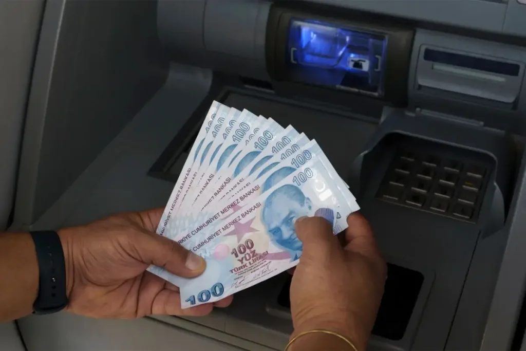 Artık zorunlu olacak! ATM ve IBAN'dan para göndermede yeni dönem 1 Ocak'ta başlıyor Artık zorunlu olacak! ATM ve IBAN’dan para göndermede yeni dönem 1 Ocak’ta başlıyor