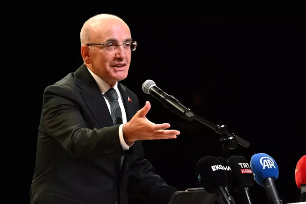 Bakan Şimşek’ten canlı yayına damga vuran sözler: Bu sene başımıza gelmeyen kalmadı