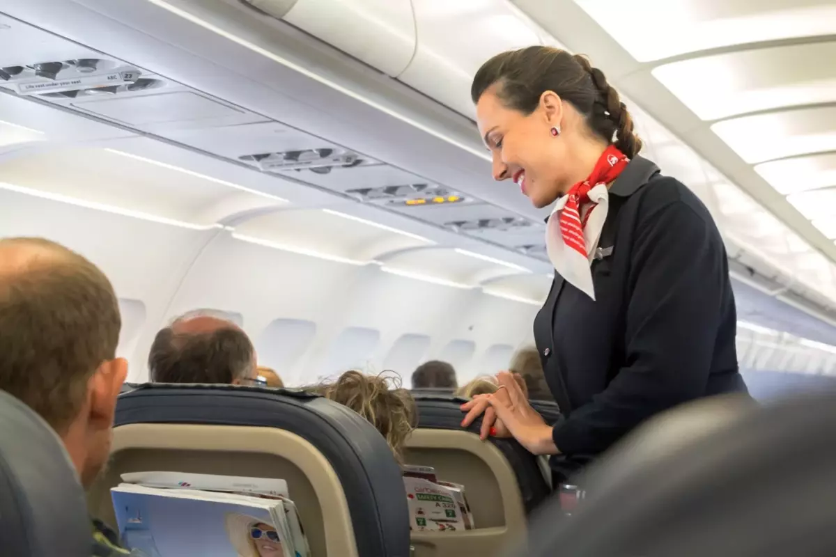 Bakan talimat verdi! Uçaklarda su artık bedava olacak