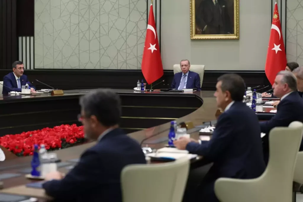 Kabine’ye Yeni Koltuk Geliyor! Yeni Bakanlık için Çalışmalar Başladı