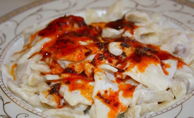 Sivas Mutfağının Efsanesi: Etli Hingel Tarifi Sivas Mutfağının Efsanesi: Etli Hingel Tarifi