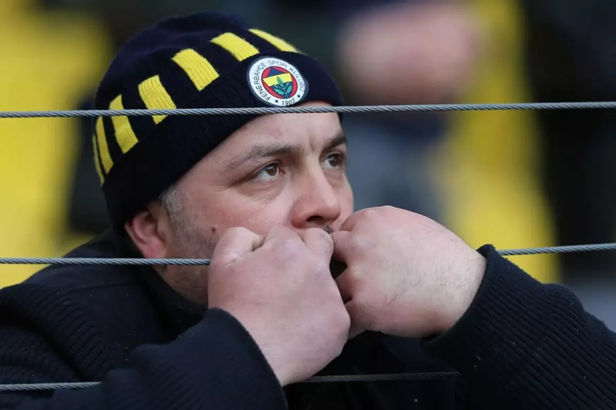 Yıldız futbolcunun son hali Fenerbahçe taraftarını kahretti