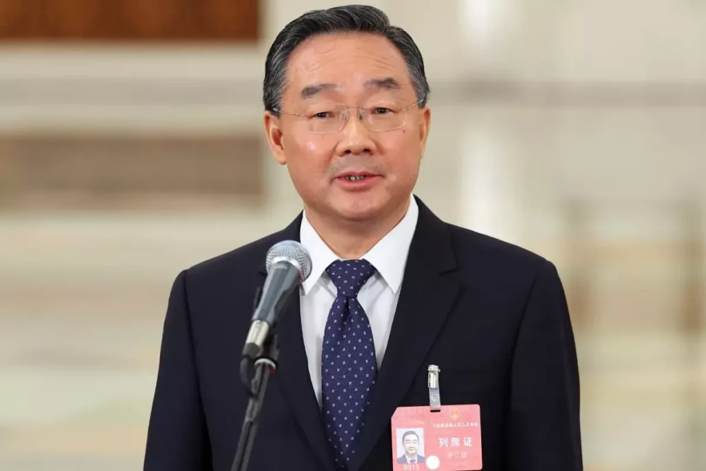 Yolsuzluk yaptığı tespit edilen eski bakan idam cezasına çarptırıldı Yolsuzluk yaptığı tespit edilen eski bakan idam cezasına çarptırıldı