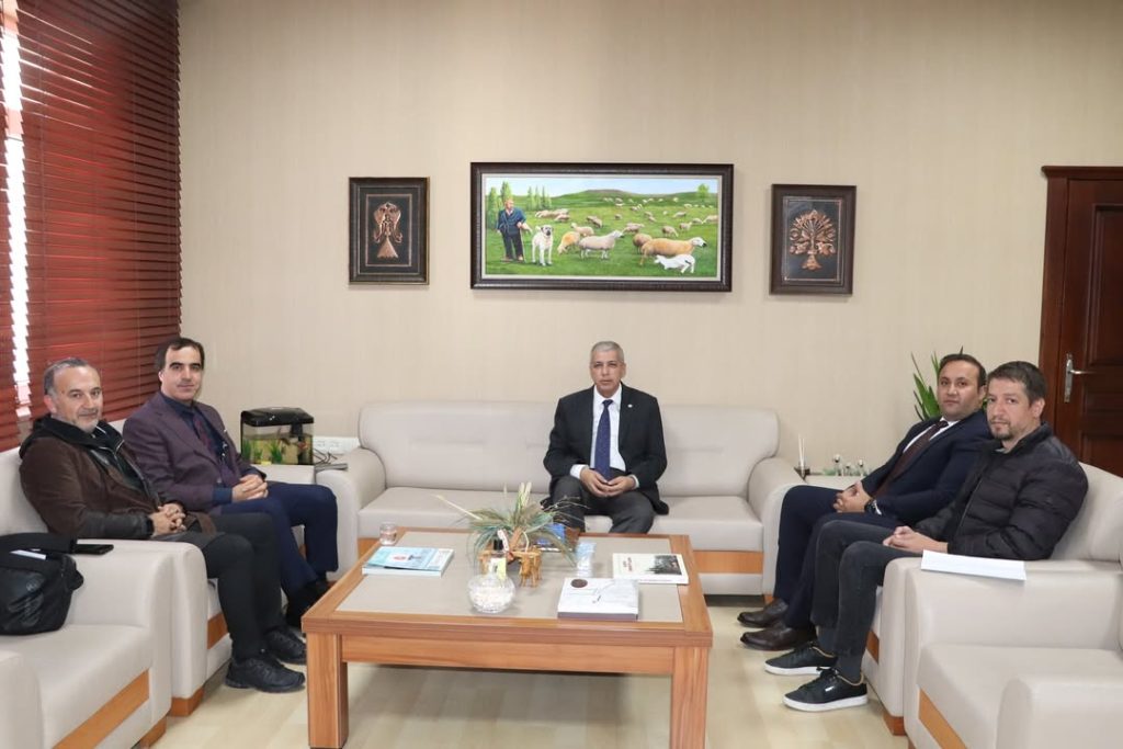 Sivas Belediye Başkan Yardımcıları, İl Tarım ve Orman Müdürü’nü Ziyaret Etti