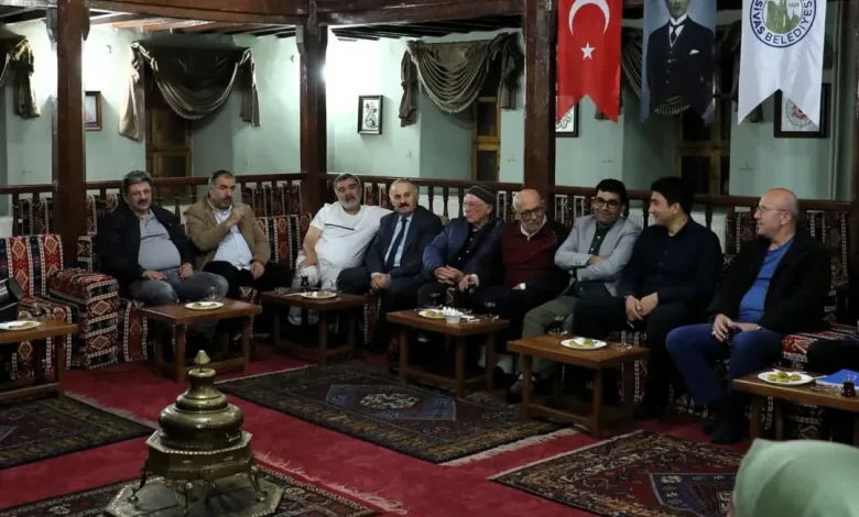 Sivas'ta Uluslararası İslam Sanatında Geometrik Desenler Çalıştayı Devam Ediyor 3733999130675558341 12657010096 | Gündem Sivas™ Haber