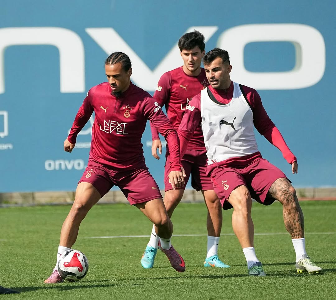 Galatasaray, Beşiktaş Derbisi İçin Sahaya Çıktı