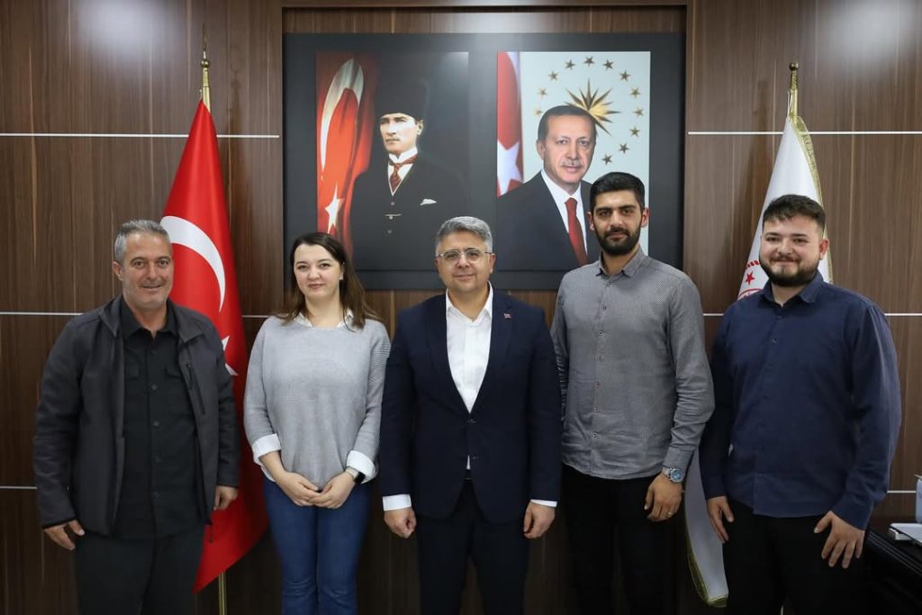 Optimum Sivas Dergisi, Aile ve Sosyal Hizmetler İl Müdürü Özgür Kırmızıtaş’ı Ziyaret Etti