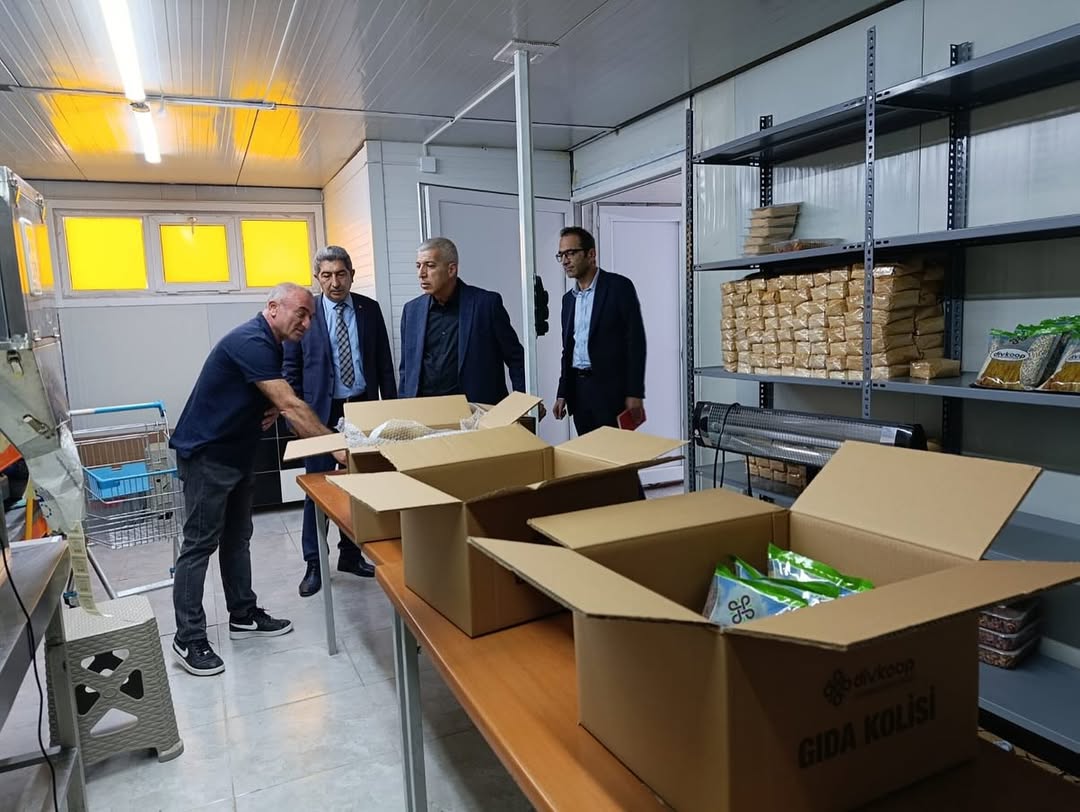 Sivas İl Tarım ve Orman Müdürü Salih İnan, Divriği'deki DİVKOOP İşletmesini Ziyaret Etti