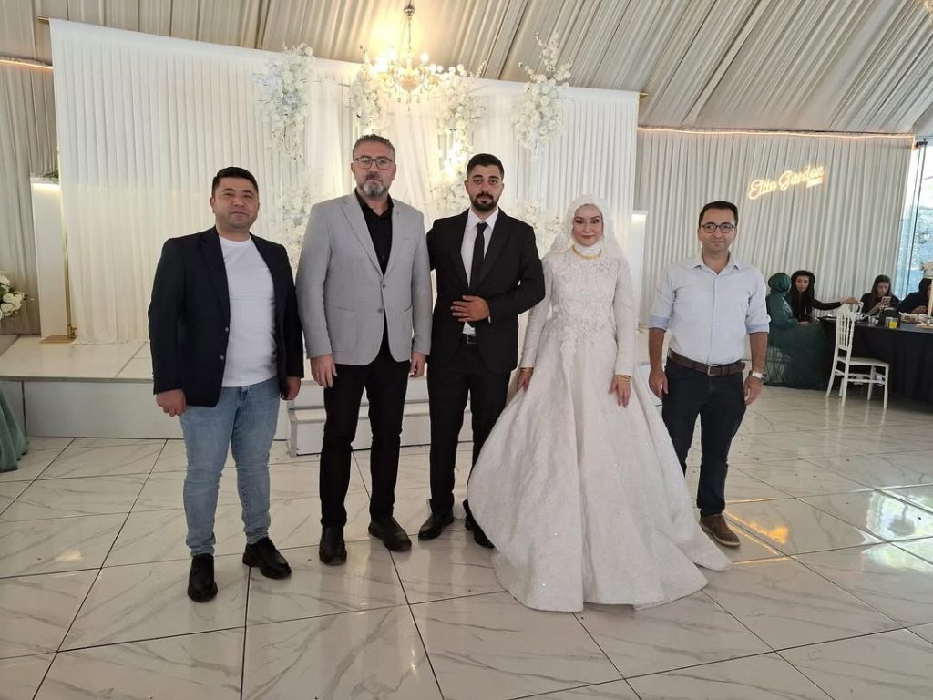 Sivas Aile ve Sosyal Hizmetler İl Müdürlüğü Yöneticileri Tokat’taki Düğün Töreninde